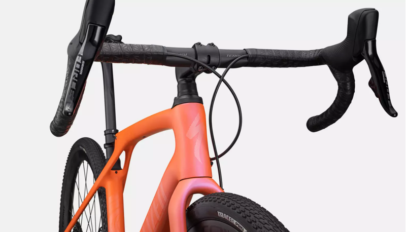 Specialized Diverge STR Pro Gravel Bike 2024 in Blaze Violet Ghost-2